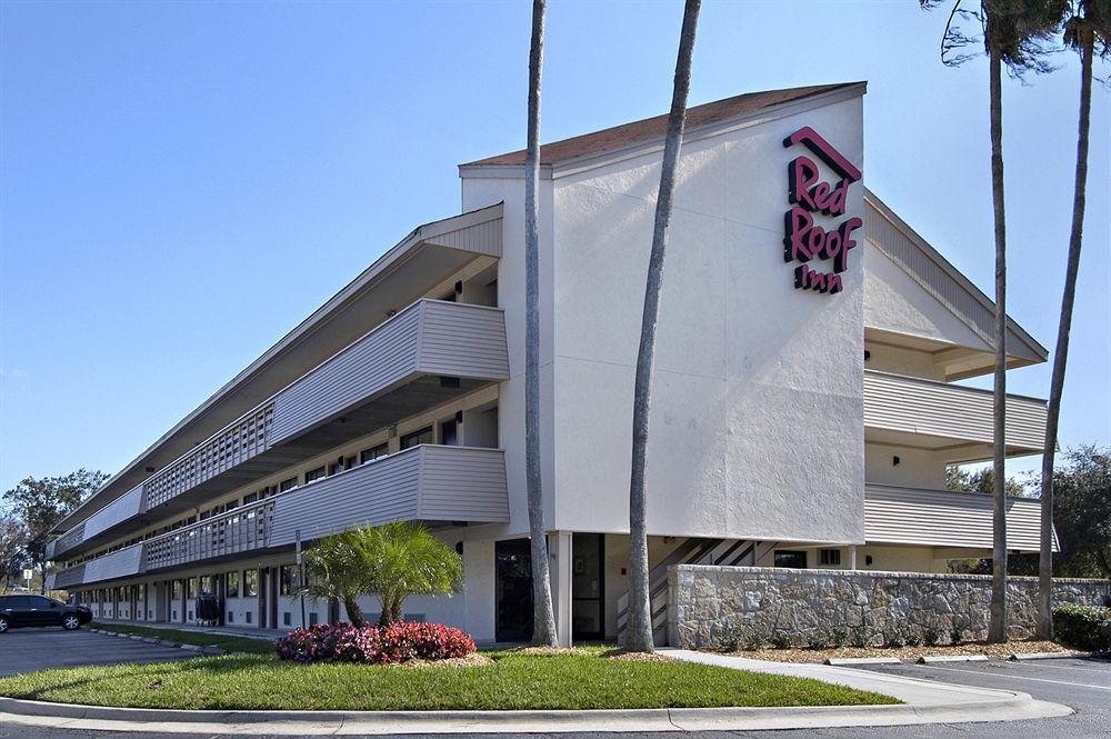 Red Roof Inn Tampa - Brandon Экстерьер фото
